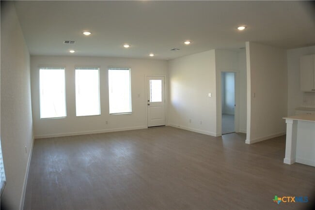 Foto del edificio - 8965 Gila Rdg