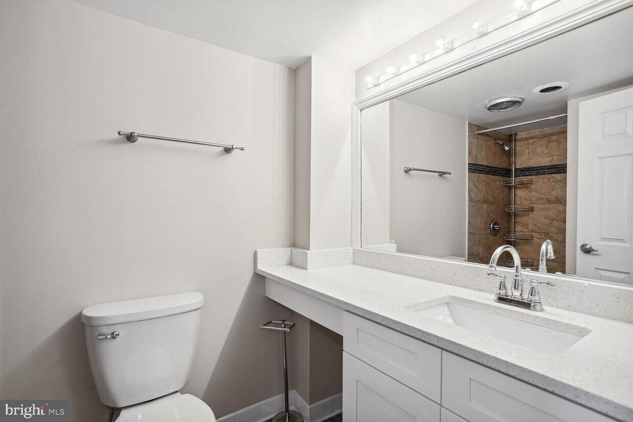 Primary Photo - 1245 13th St NW