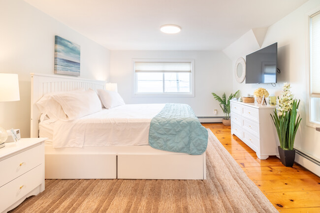 master bedroom with water views - 215 Townsend Ave
