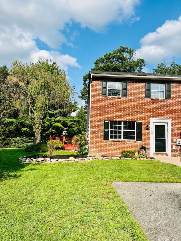 1300 Arch St, Emmaus, PA 18049 Townhome Rentals in Emmaus PA