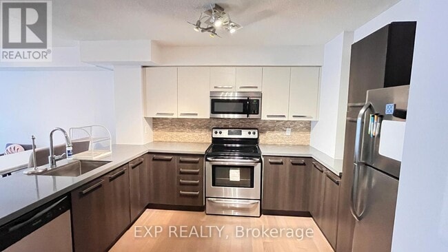 Building Photo - 11 St Joseph St