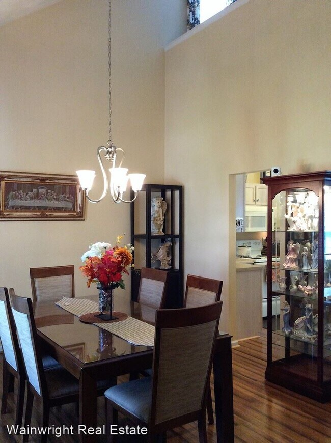 Foto del edificio - 3 br, 2.5 bath House - 710 Laura St.