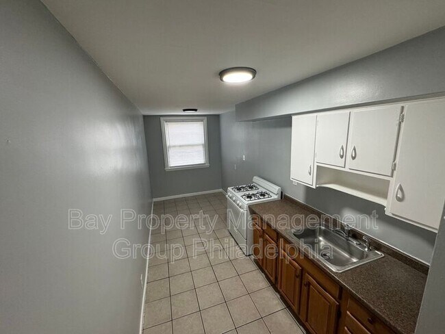 Foto del edificio - 521 E Tabor Rd