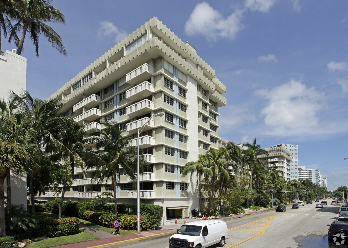 South Bay Club Apartments Miami Beach, FL