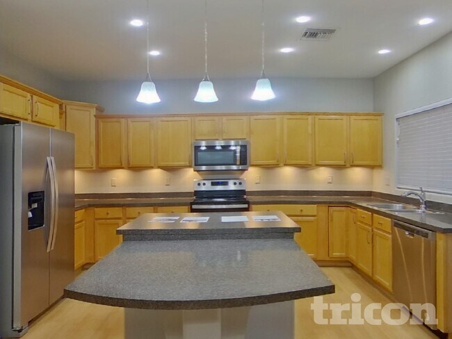 Foto del edificio - 6524 W Range Mule Dr