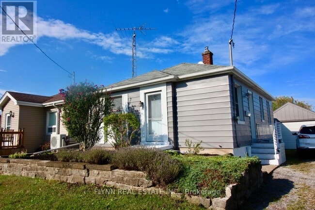 Building Photo - 86 Argyle Crescent