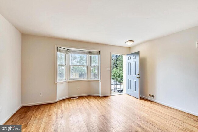 Foto del edificio - 844 N Frederick St