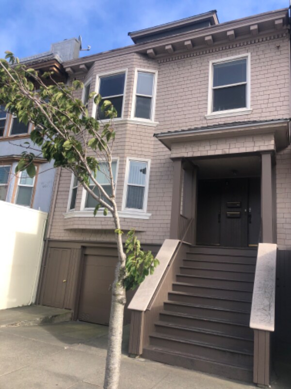 Primary Photo - 1437 Irving St