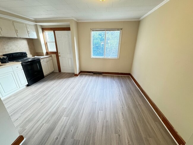 Building Photo - 2Bd/1Ba Townhome in Granite Quarry across from Elementary