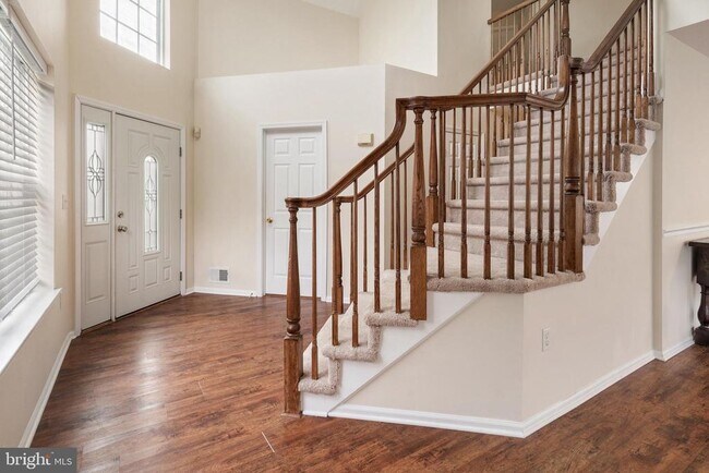 Building Photo - 87 Canal View Dr