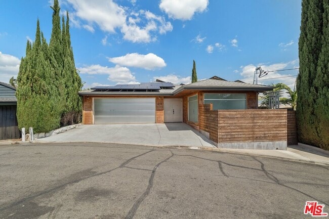 Building Photo - 4075 Los Nietos Dr