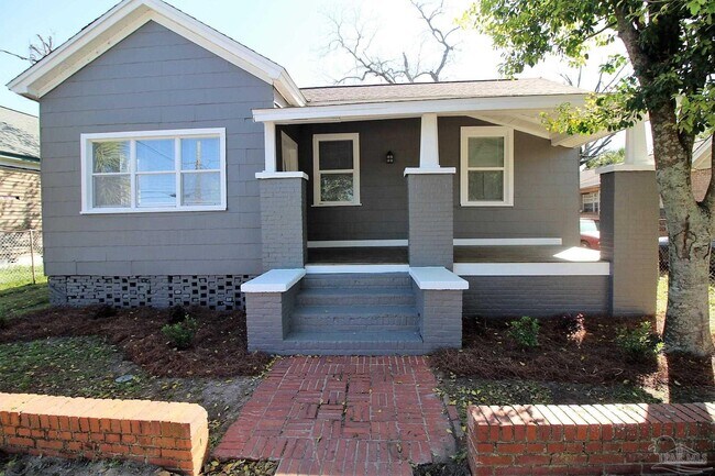 Building Photo - 1214 N 7th Ave