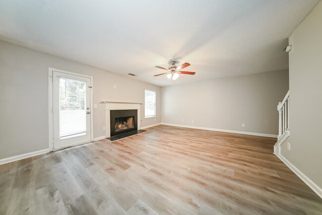 Building Photo - 4117 Alveston Dr