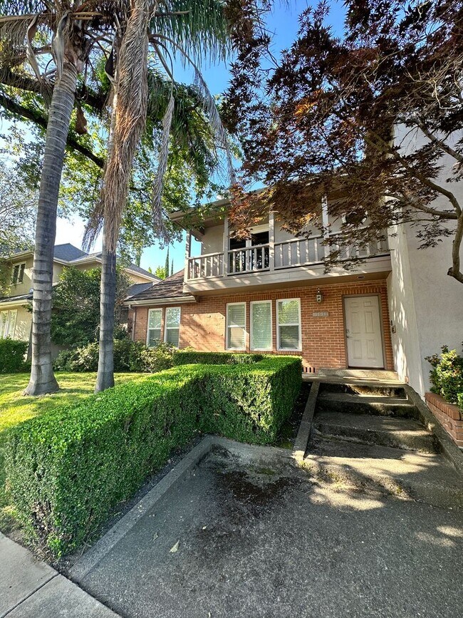 Foto del edificio - 3636 Folsom Blvd