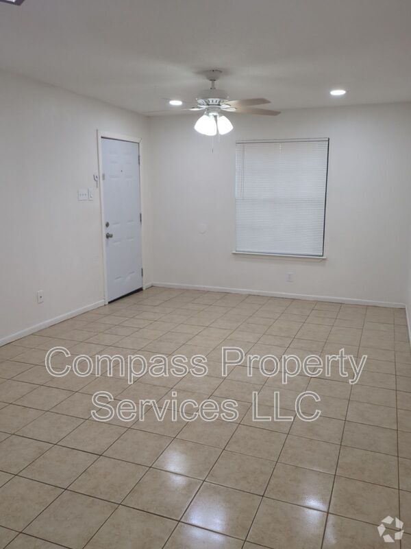 Building Photo - 3019 McFerrin Ave