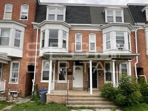 Building Photo - 281 W Jackson St
