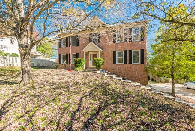 Building Photo - 420 Shelbyville Rd