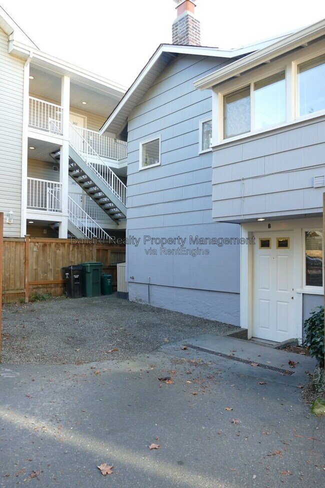Foto del edificio - 9306 Stone Ave N