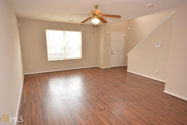 Foto del edificio - 1525 Eastern Sunrise Ln