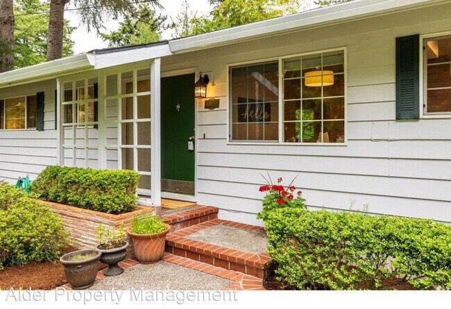 Foto del edificio - 3 br, 3 bath House - 4020 SW Lee St.,