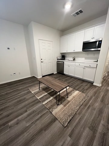 Building Photo - Pinon Court