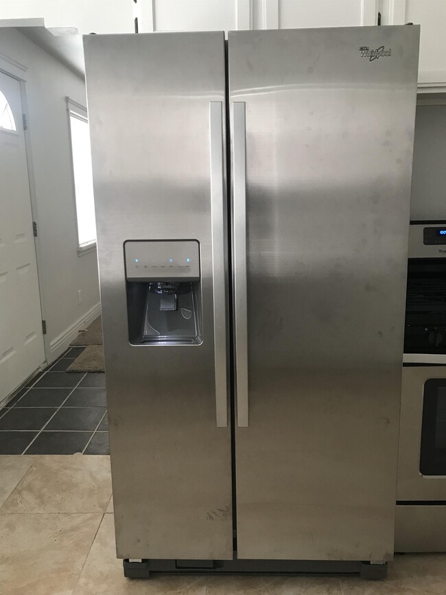 Building Photo - 244 S 1135 W