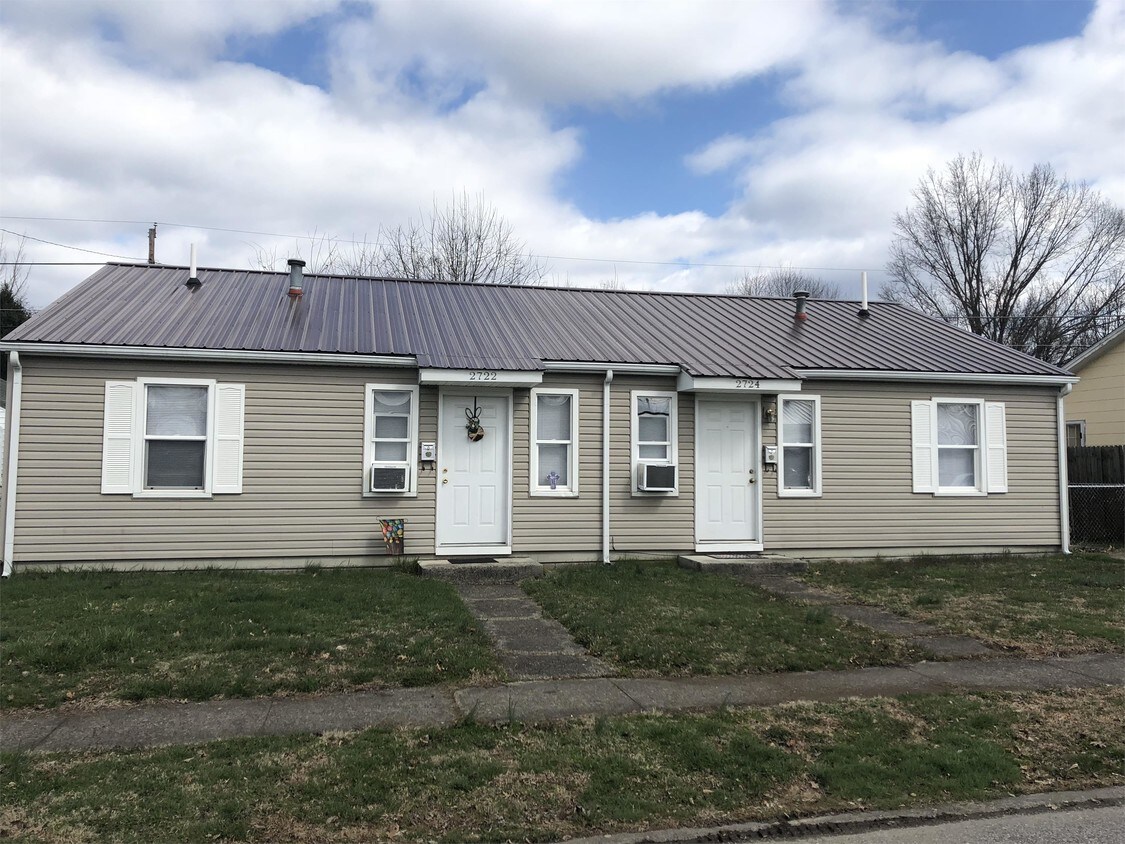 Primary Photo - 2724 Knox Ave