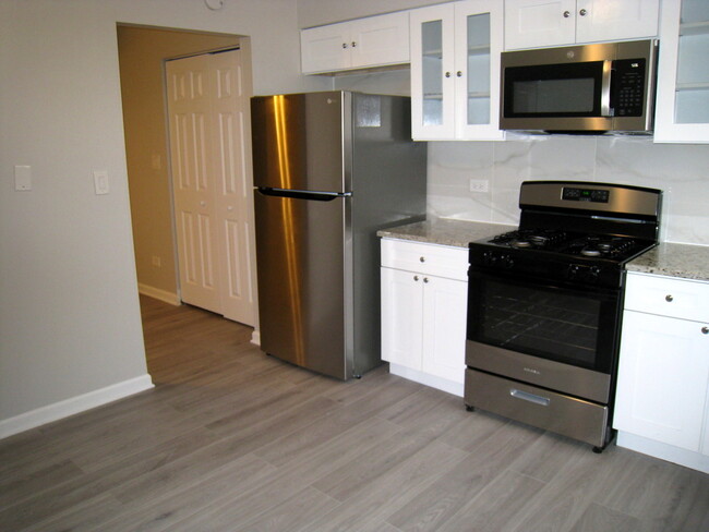 Building Photo - 919 S McKinley Ave