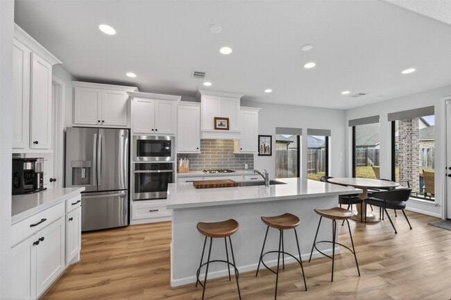 Foto del edificio - 7214 Darting Plover Wy