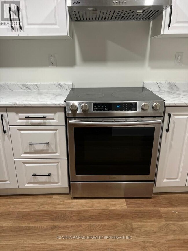 Photo du bâtiment - 2411 Black Rail Terrace