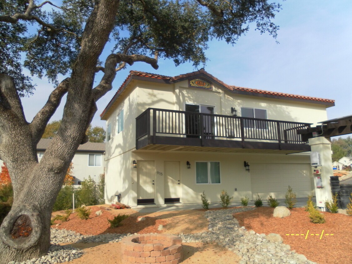 915 Oriole Way Unit Apt 2, Paso Robles, CA 93446 Apartments in Paso