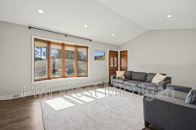 Foto del edificio - 6593 Crownpointe Dr SW