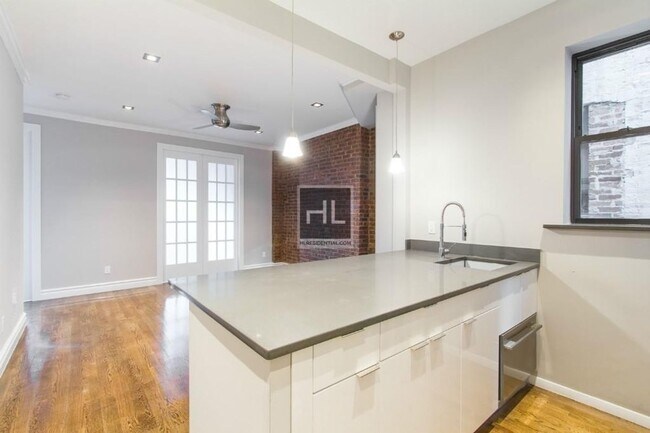 Foto del edificio - MOTT ST.