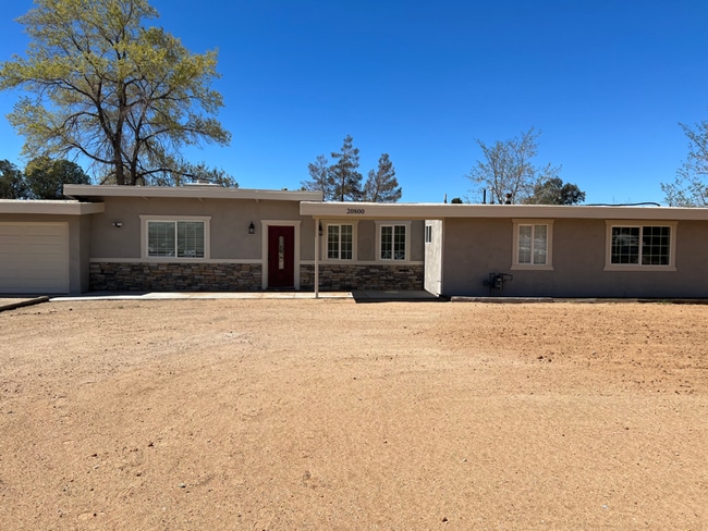 Building Photo - 20800 Sholic Rd