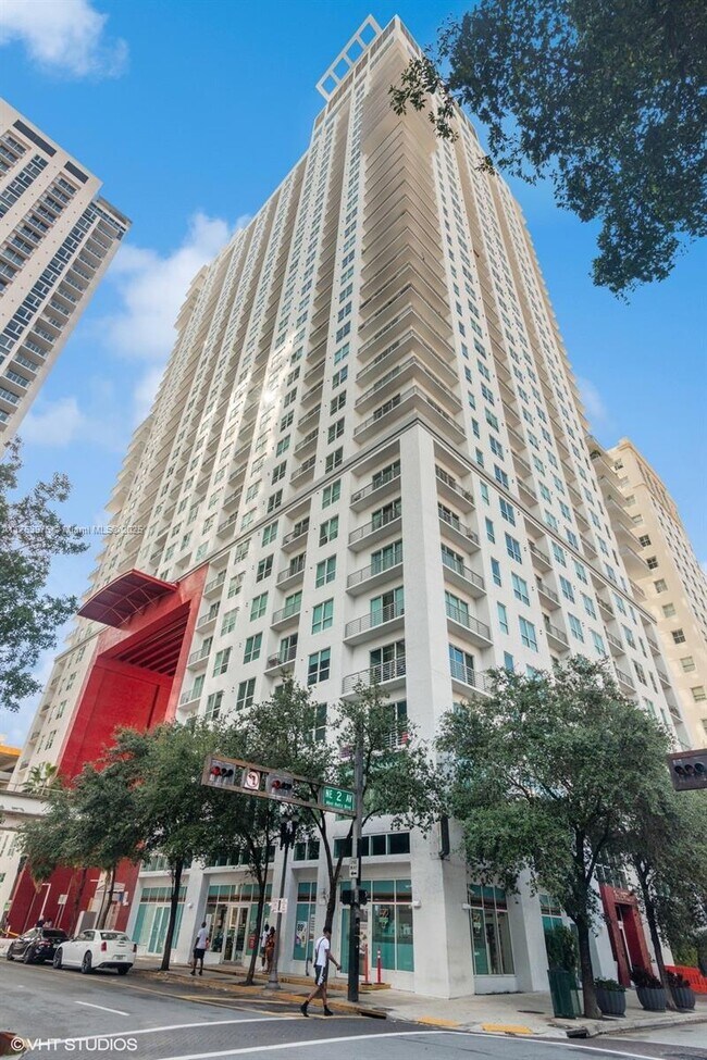 Foto del edificio - 133 NE 2nd Ave