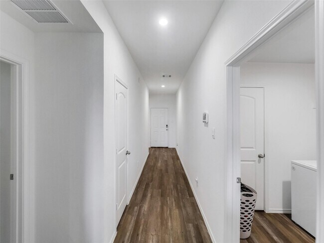 Foto del edificio - 40519 Crisp Beech St