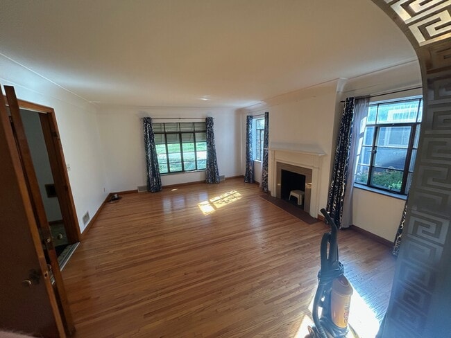 Sala de estar Vista 2 - 2677 Powhattan Pky