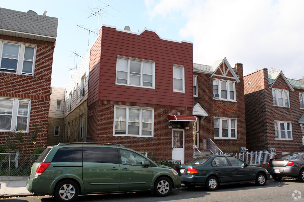 Building Photo - 1729 Mahan Ave