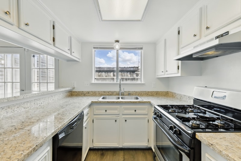 Foto principal - 2079 Country Village Blvd