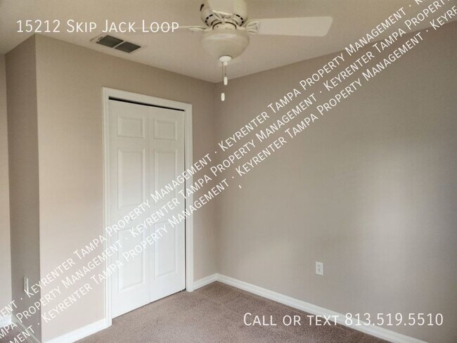 Building Photo - Lakeside Luxury Living: 3BR/2BA Lakefront ...
