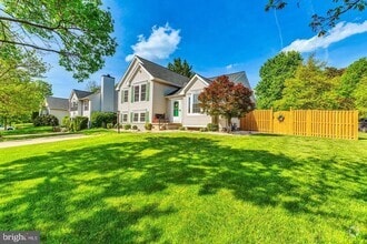 Building Photo - 6491 Wesley Ln