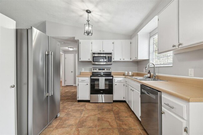 Foto del edificio - 6403 Butte Ave