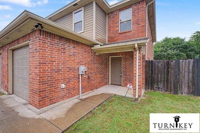 Foto del edificio - 7905 Butler Ct