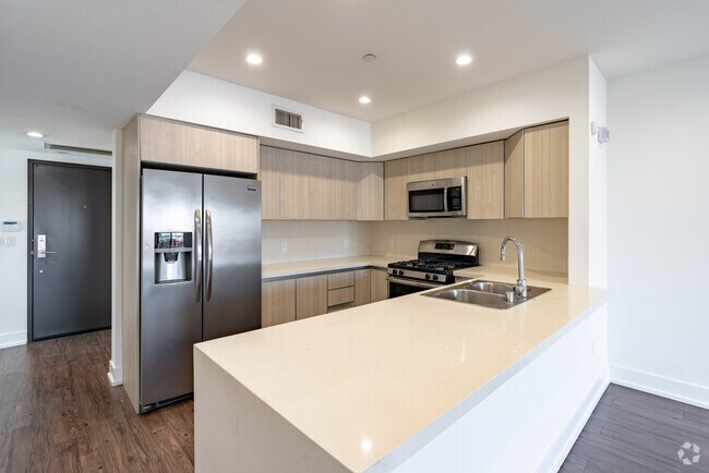 Interior Photo - Hayworth Hyde by Wiseman