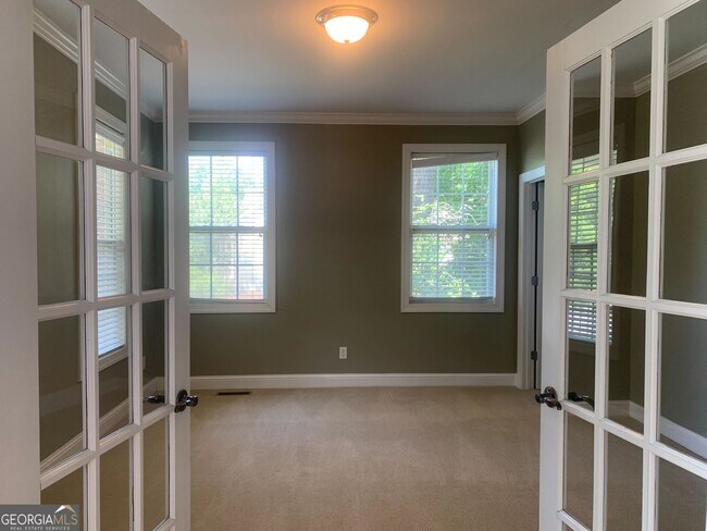 Building Photo - 119 Tullamore Trail