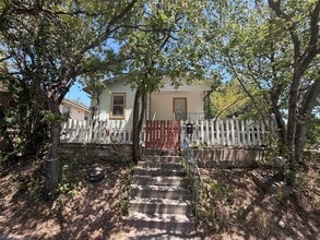 Building Photo - 1203 Olander St