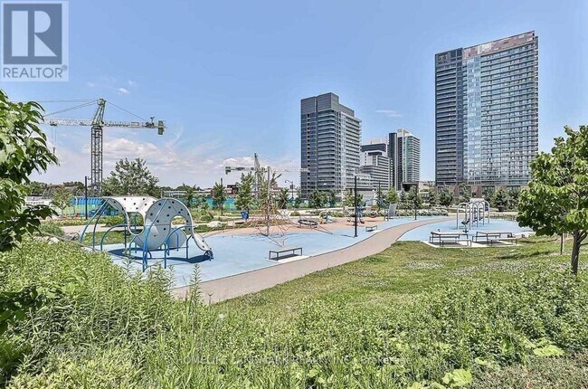 Building Photo - 95 McMahon Dr