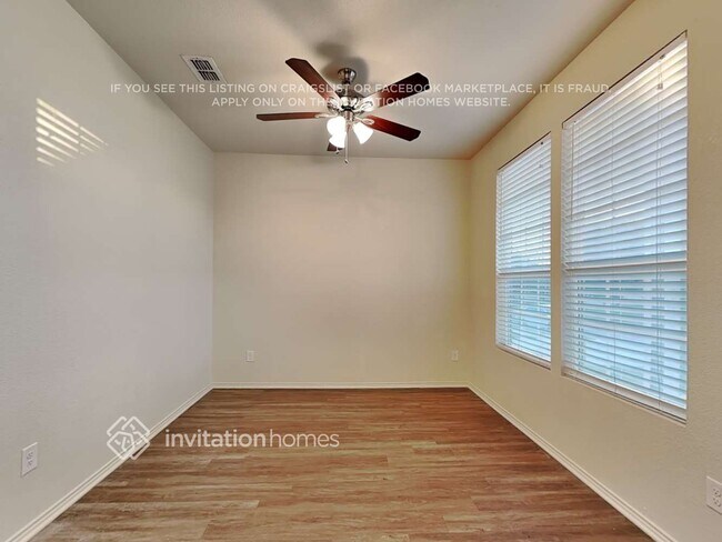 Building Photo - 2301 Eton Pl