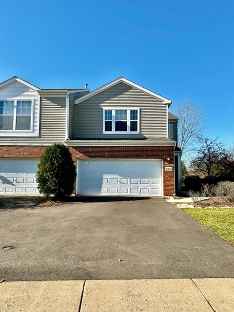 Primary Photo - 16230 Golf View Dr