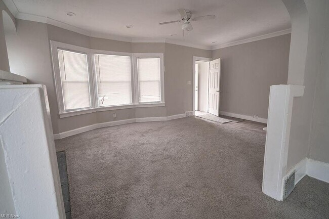 Foto del edificio - 3652 E 151st St